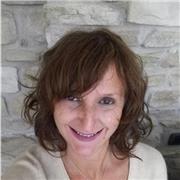 Sono una biologa specialista in Microbiologia e virologia  offro ripetizioni on line o in presenza a bambini e ragazzi scuole medie e superiori per migliorare l' apprendimento scolastico.